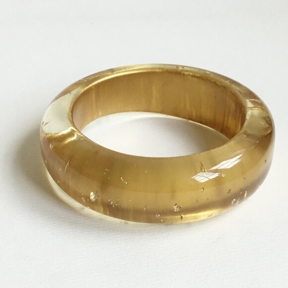 Jewelry - Vintage Clear Lucite Gold Tone Flecks Confetti Asymmetrical Chunky Wavy Bangle